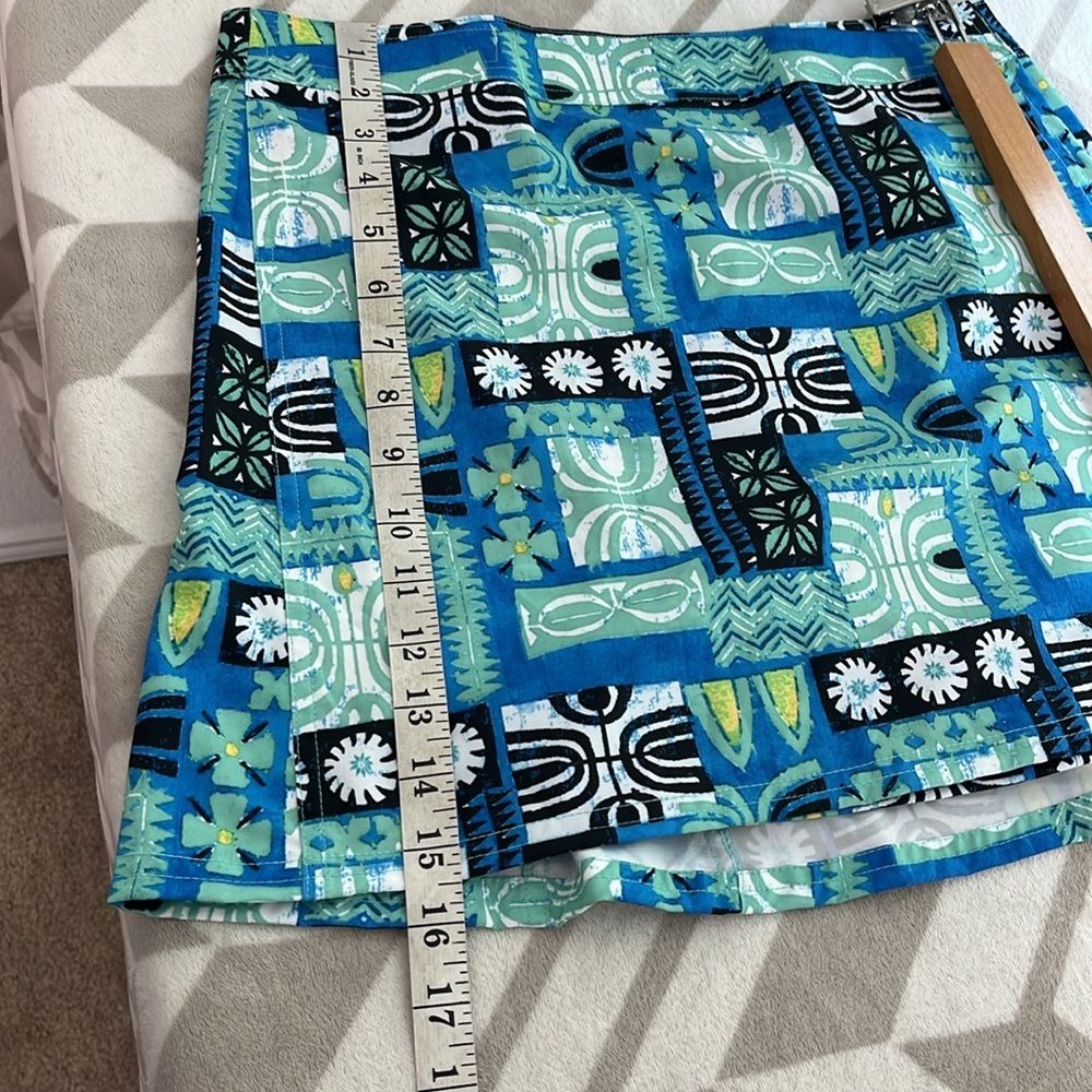 Rip Skirt Hawaii NWT Pacific Tapa Print Quick-Dry Wrap Skirt size Medium - Picture 8 of 9